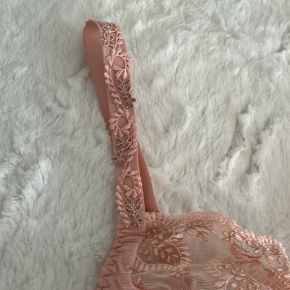 Louis Braco Paris 36E Unlined Wire Pink Bra - Picture 2 of 10